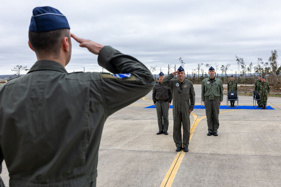 Entrega do Estandarte Nacional em Monte Real650180509_1365181828977681_3925613383389556563_n.jpg