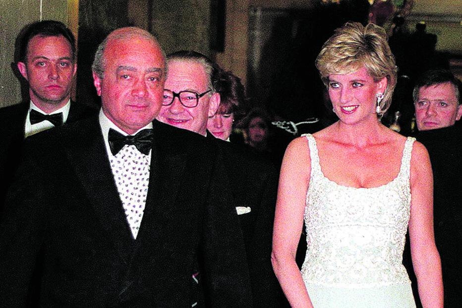 Era pai de Dodi, namorado de Diana 