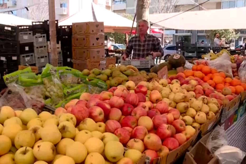 Feirantes preocupados com a possível subida do custo da alimentação