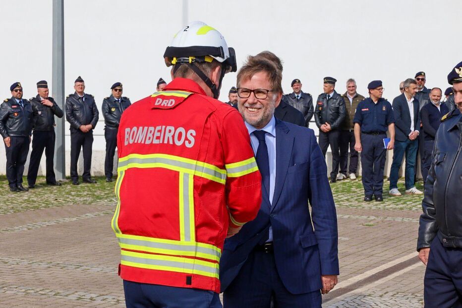 Encontro entre o Ministro da Administração Interna e representantes dos Bombeiros
