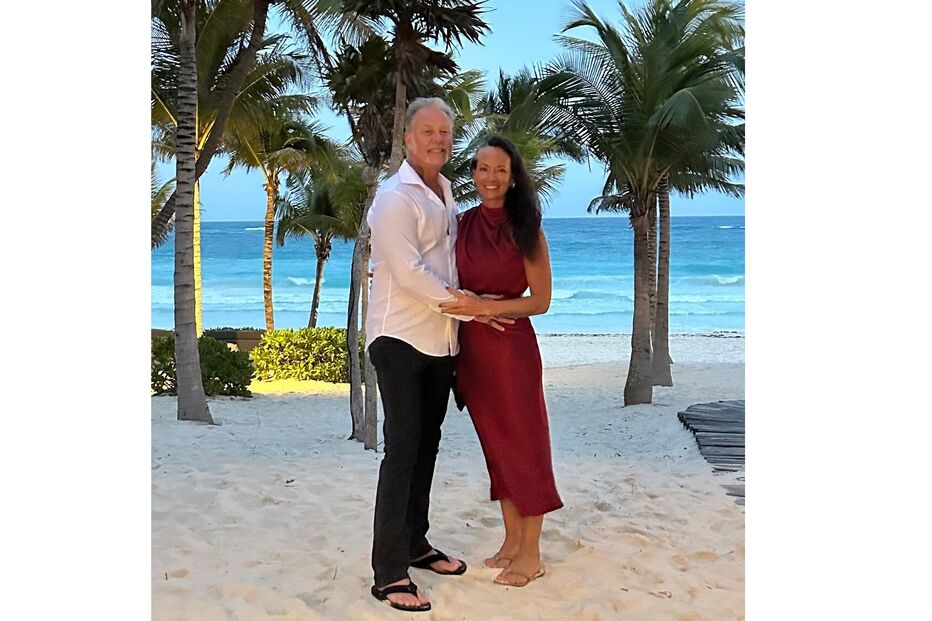 James Hetfield e Adriana Gillett