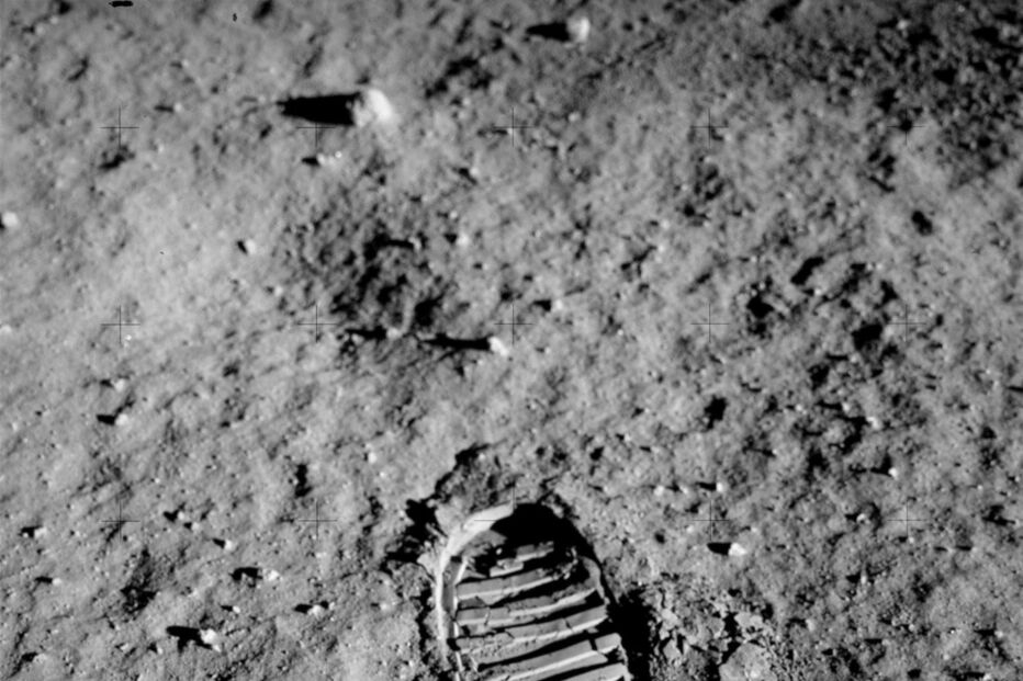 Marca da presença do primeiro homem na Lua  