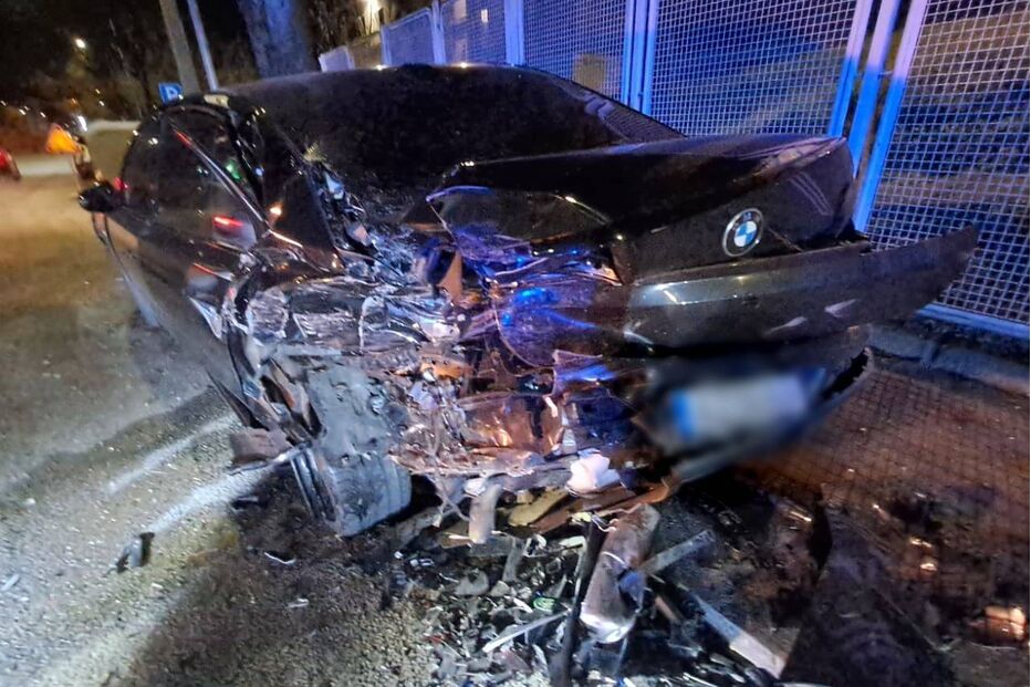 Colisão entre dois carros em Braga causa danos materiais; ocupantes ilesos