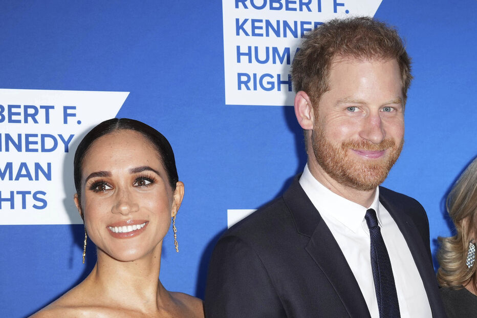 Harry e Meghan sob escrutínio em livro sobre tensões na família real