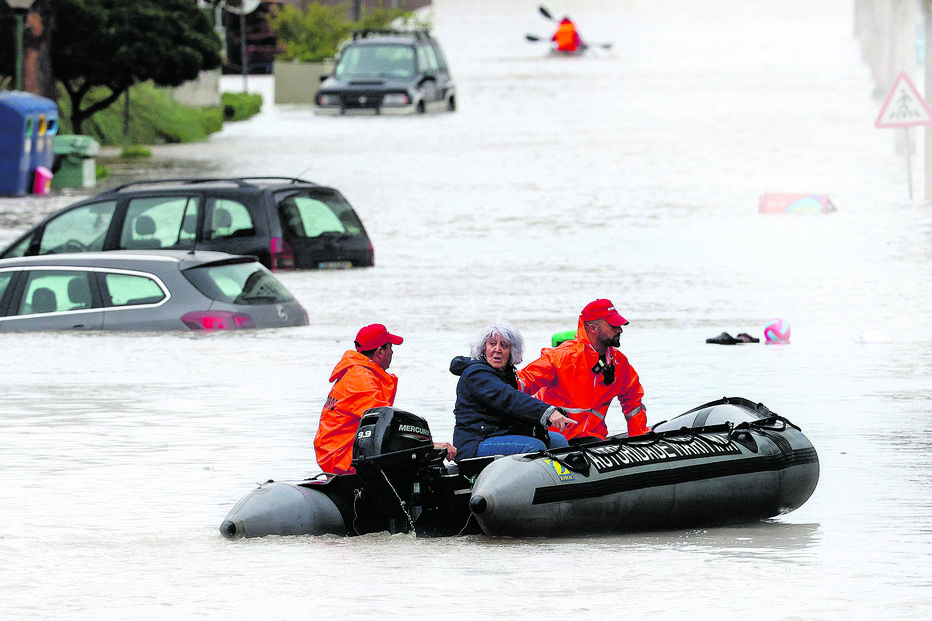 Cheias em Alcácer do Sal causam prejuízos de mais de 100 milhões de euros
