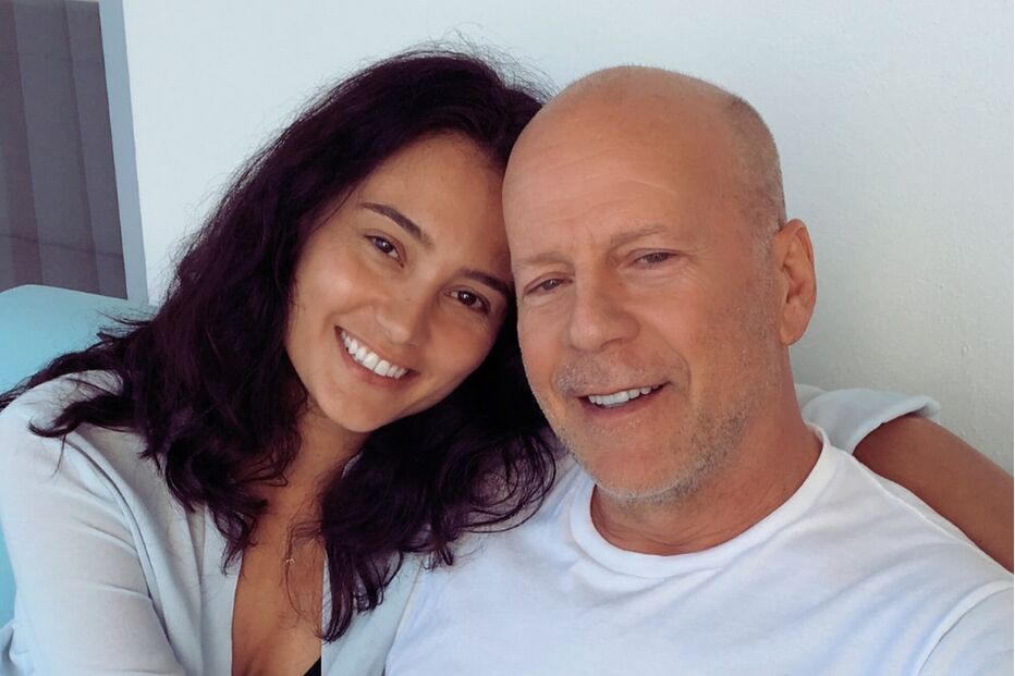 Emma Heming assinala 17 anos de casamento com Bruce Willis.
