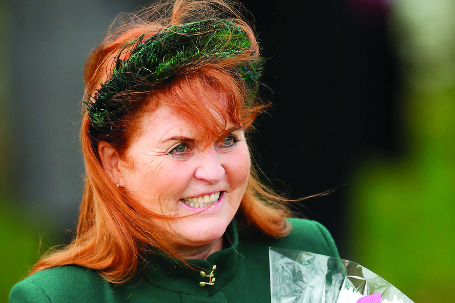 Sarah Ferguson enfrenta tensão familiar devido a escândalos envolvendo os sogros