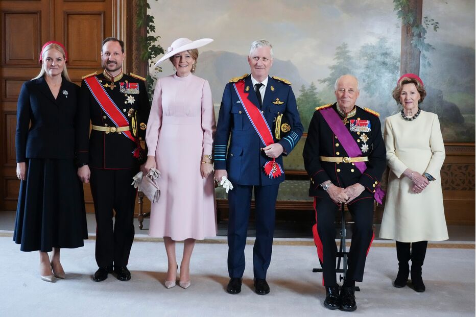 Realeza da Noruega em evento oficial após desafio da princesa Mette-Marit