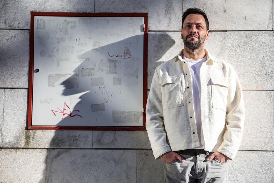 António Zambujo lança novo disco e apresenta-o nos Coliseus após celebrar 50 anos.
