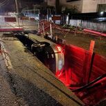 Carro cai em buraco em Albergaria-a-Velha