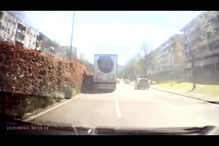 Condutor de camião identificado após abalroar carro em Braga