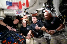 Missão inédita atingiu o lado negro da Lua