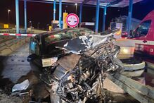 Despiste na A42 em Felgueiras fere gravemente condutor, com viatura destruída e vítima hospitalizada