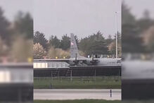 Homem detido por invadir zona não autorizada de aeroporto na Irlanda. Suspeito danificou aeronave dos EUA