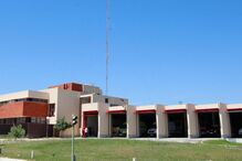 Reação de químicos leva a evacuar dois pavilhões de empresa