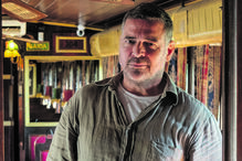 Pêpê Rapazote desdobra-se em projetos, mostra-se crítico do cinema em Portugal e diz-se 'muito mais feliz agora'