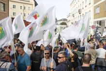 Cerca de mil elementos das forças de segurança protestam contra cortes nas reformas 