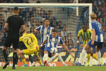 FC Porto 0 - 0 Tondela| Está dado o apito inicial no Dragão