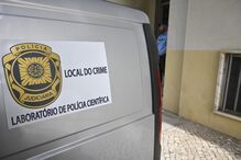 Homem tenta matar mulher a tiro em Rio Maior