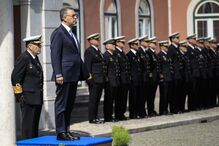 António José Seguro na primeira visita à Marinha
