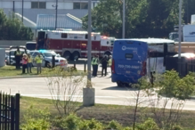 Colisão entre dois autocarros junto ao Pentágono faz 23 feridos, incluindo 10 funcionários do Departamento de Guerra