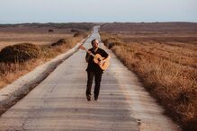 João Afonso lança 'Todo Tempo', disco com poemas de Gedeão, Sena e outros autores