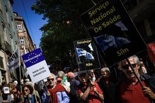 Marcha pelo 25 de Abril no Porto