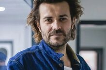 Elmano Sancho interpreta Francisco Leitão, o Rei Ghob, em nova série.
