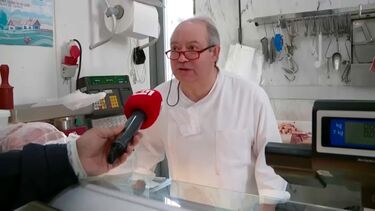 “Para nós saiu mais caro um bocado”: Talhante da cidade de Évora sobre preço do borrego na Páscoa  