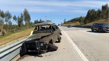Dois militares feridos em capotamento na A13 em Tomar