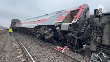 Descarrilamento de comboio deixa 24 feridos na Rússia 