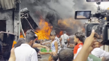 Pelo menos cinco mortos em incêndio em fábrica de isqueiros no Bangladesh 