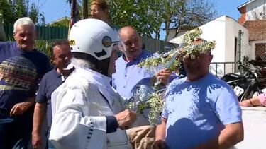 Cortejo de motas entre Pêro Pinheiro e Sintra substitui compasso pascal típico  