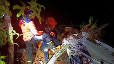 Queda de helicóptero faz oito mortos na Indonésia 