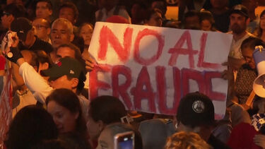 Caos nas urnas: atrasos geram dúvidas nas eleições presidenciais no Peru