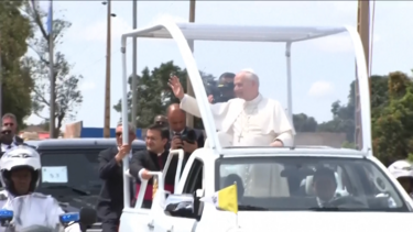 "Angola, mantém-te fiel às tuas raízes cristãs": Papa Leão XIV celebra missa em Saurimo perante milhares de fiéis