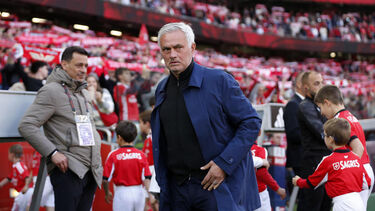 Mourinho garante: "Não tive nenhum contacto do Real Madrid"