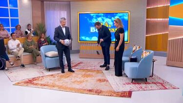 José Luís Carneiro deu toques na bola em direto do 'Olá, Bom Dia!' 