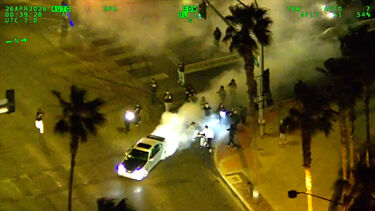 Corridas ilegais em Las Vegas levam a 77 detenções numa operação policial. Veja as imagens 