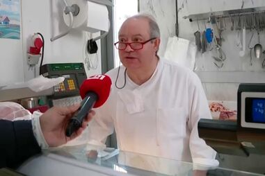 “Para nós saiu mais caro um bocado”: Talhante da cidade de Évora sobre preço do borrego na Páscoa  