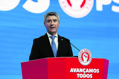 PS quer que Governo estude impactos do Dia da Defesa Nacional e novos modelos de recrutamento voluntário