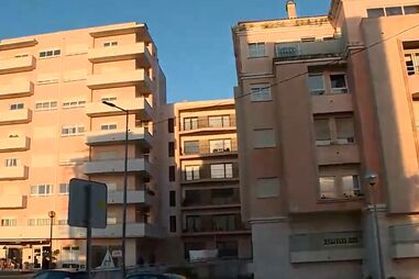 Canalizador perde equilíbrio e cai de prédio de sete andares nas Caldas da Rainha 