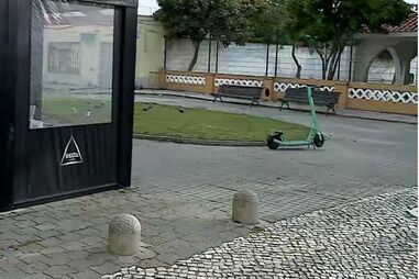 Emboscada com seis tiros fere arguido e amigo no Montijo