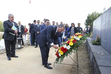 António José Seguro depositou esta tarde uma coroa de flores no Memorial às Vítimas dos Incêndios de 2017, desenhado pelo arquiteto Eduardo Souto Moura