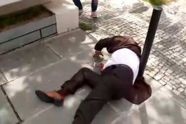 Luís Filipe Vieira cai à porta do Tribunal após ser absolvido no caso 'Saco Azul'