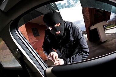 Homem de 30 anos foi apanhado a tentar fugir com mais um carro roubado