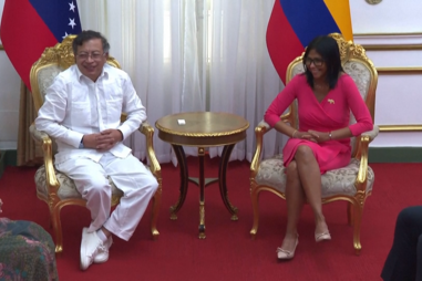 Líderes da Colômbia e Venezuela reúnem-se pela primeira vez após saída de Maduro 