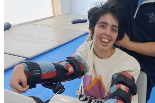 Depois de três anos em estado quase vegetativo, Margarida, agora com 20 anos, começou a reagir