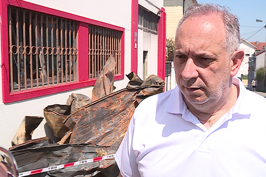 Empresa de construção civil destruída pelas chamas