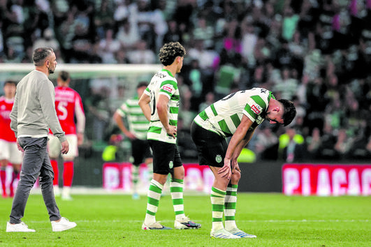 Jogadores do Sporting em desalento